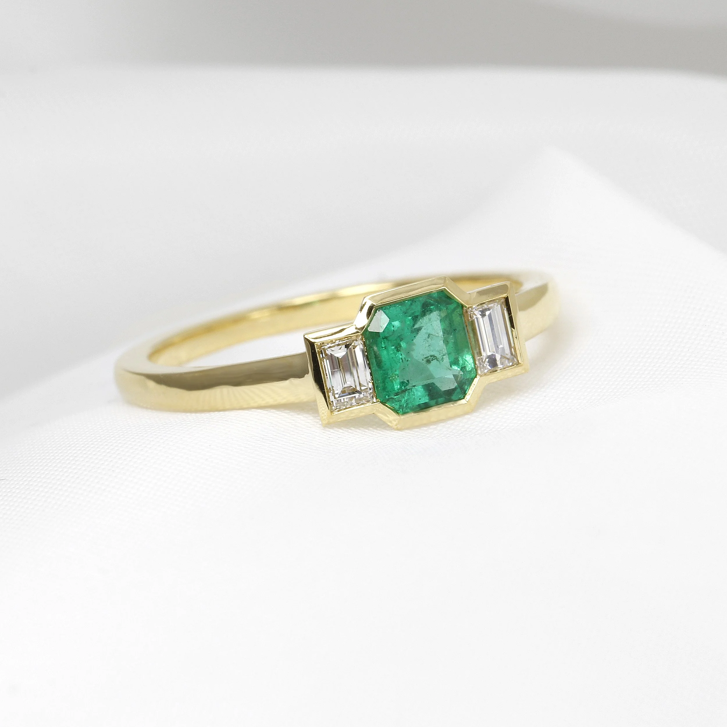 Emerald and Diamond Ring in 18ct Yellow Gold