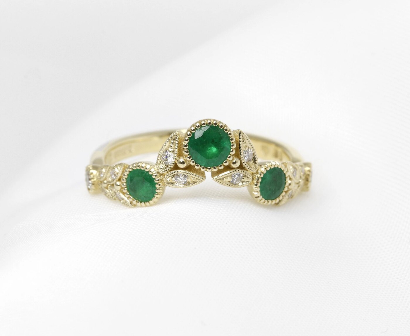 Emerald and Diamond Folitate Wishbone Ring 
