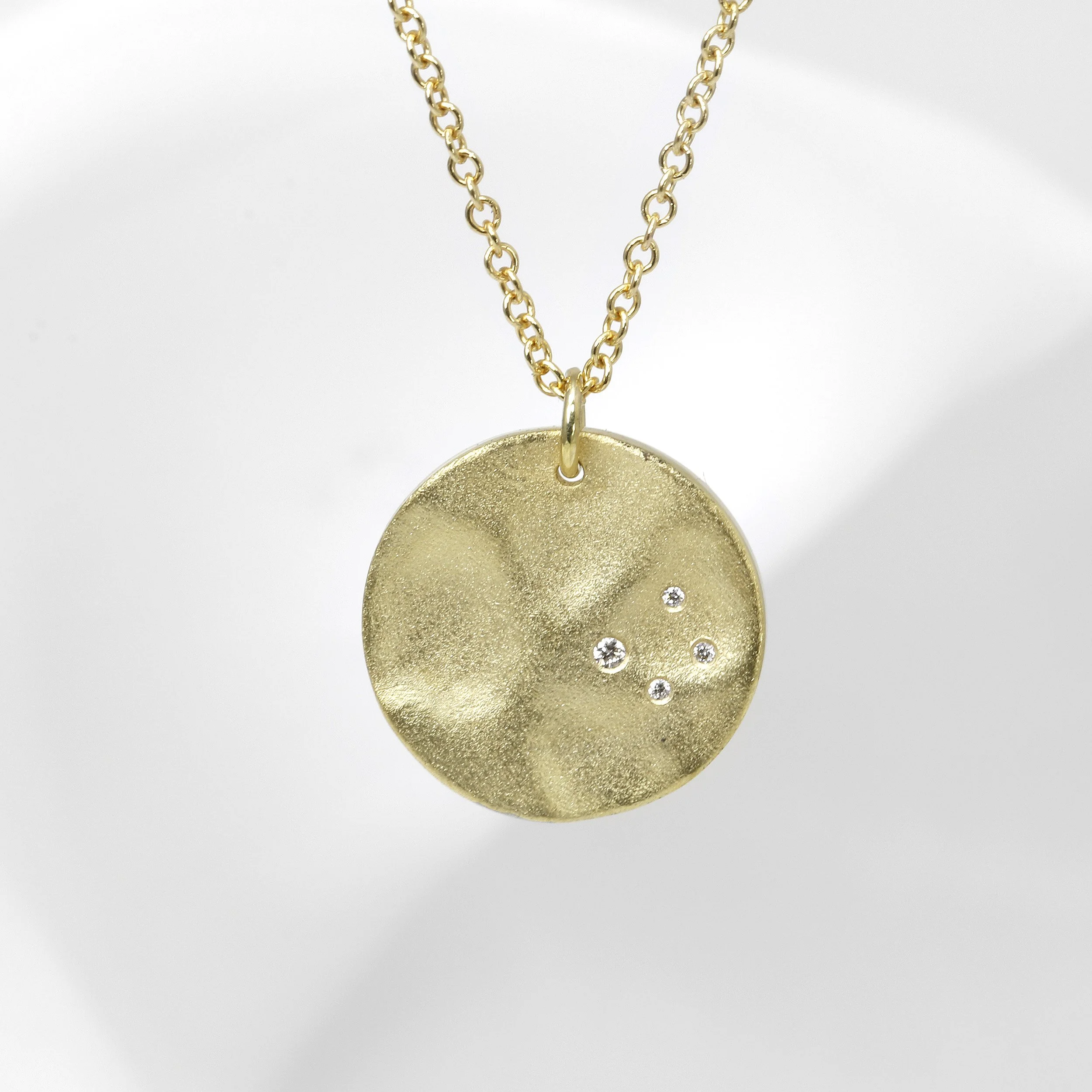 Medium Molten Disc Pendant with Diamonds in Yellow Gold
