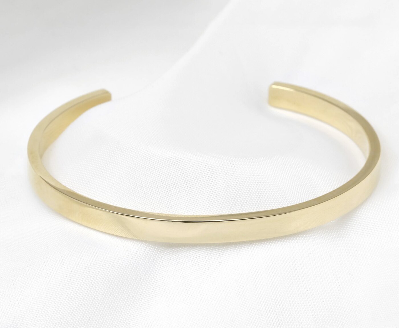 9ct Yellow Gold Torque Bangle 