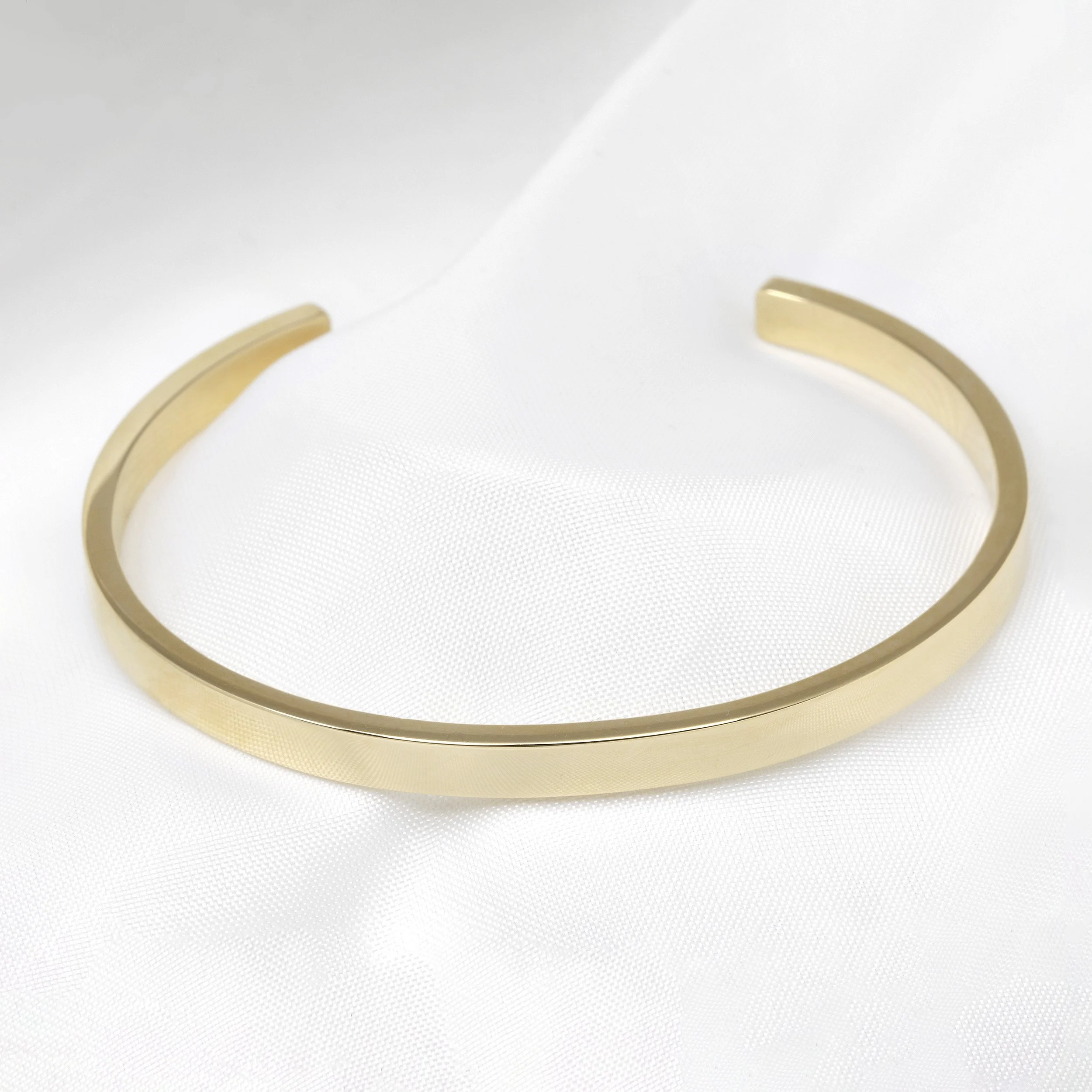 9ct Yellow Gold Torque Bangle