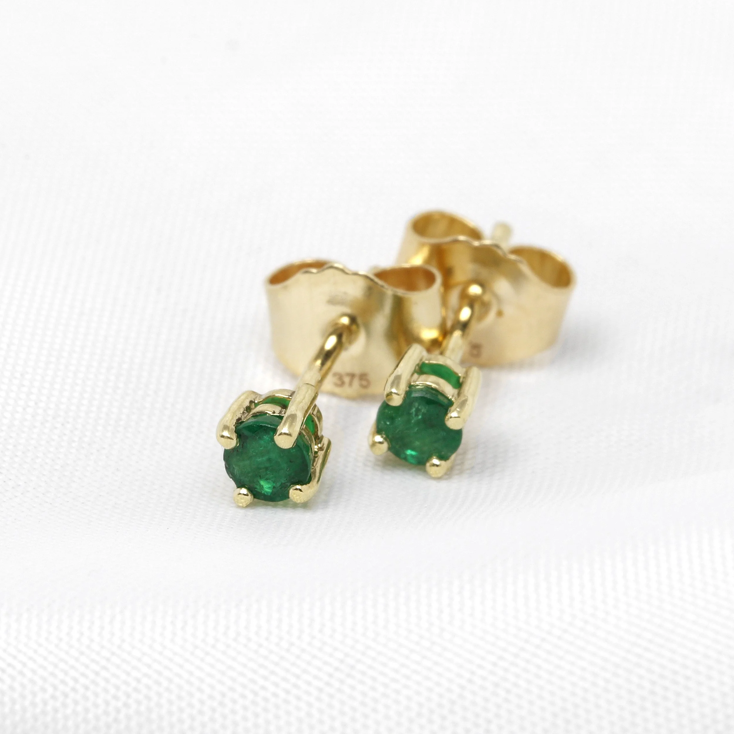 Emerald Stud Earrings in 9ct Yellow Gold