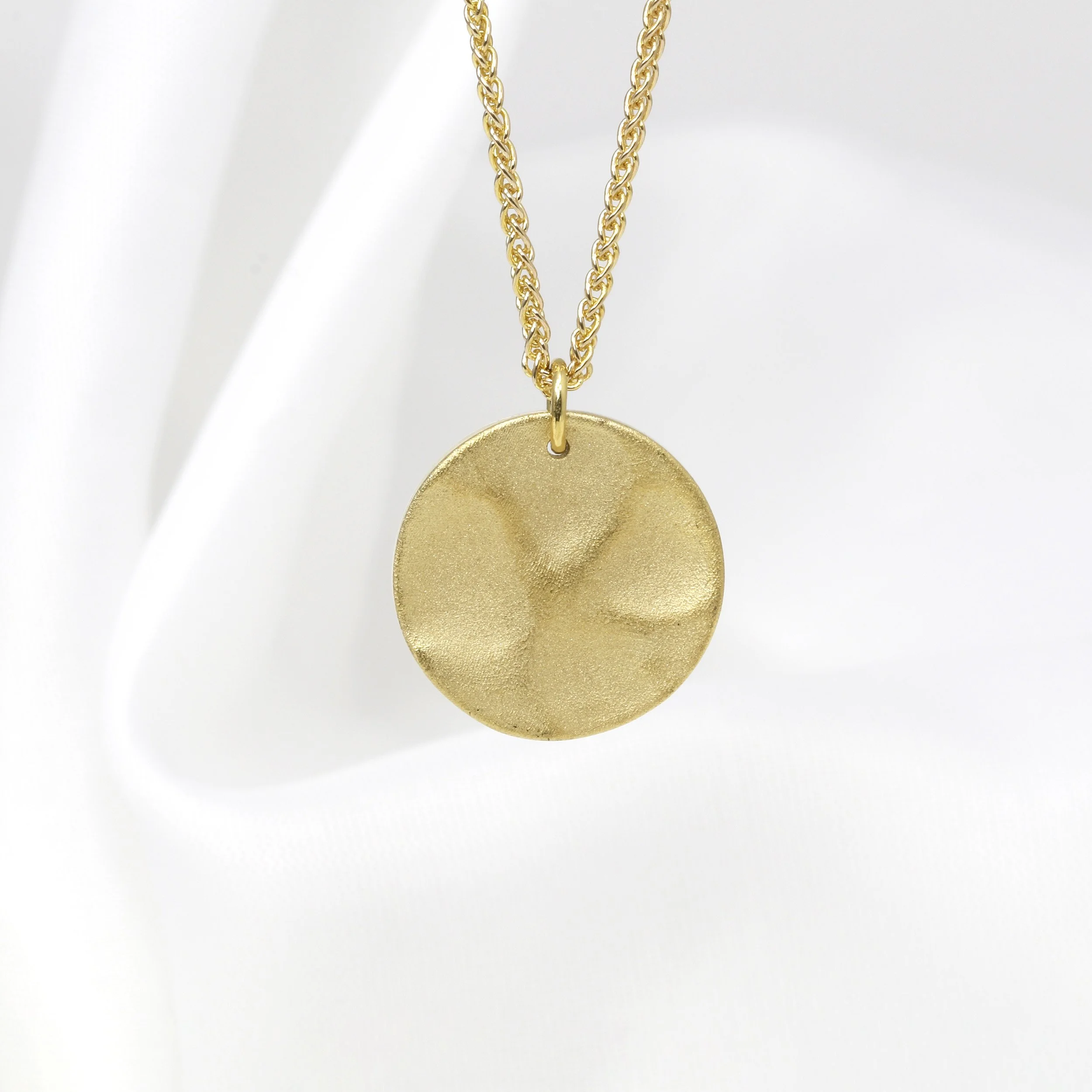 Medium Molten Disc Pendant in Yellow Gold