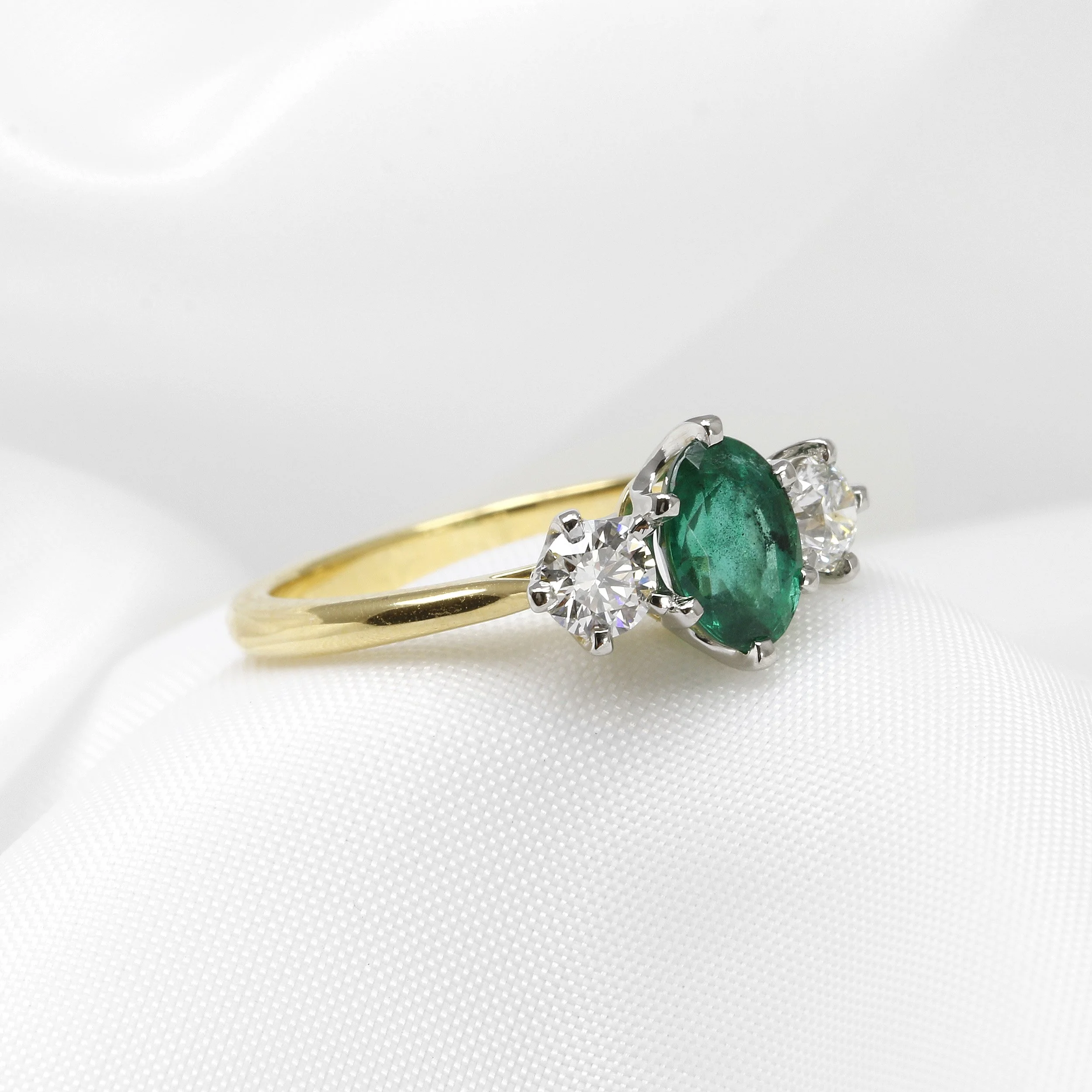 Emerald and Diamond Ring in Yellow Gold and Platinum