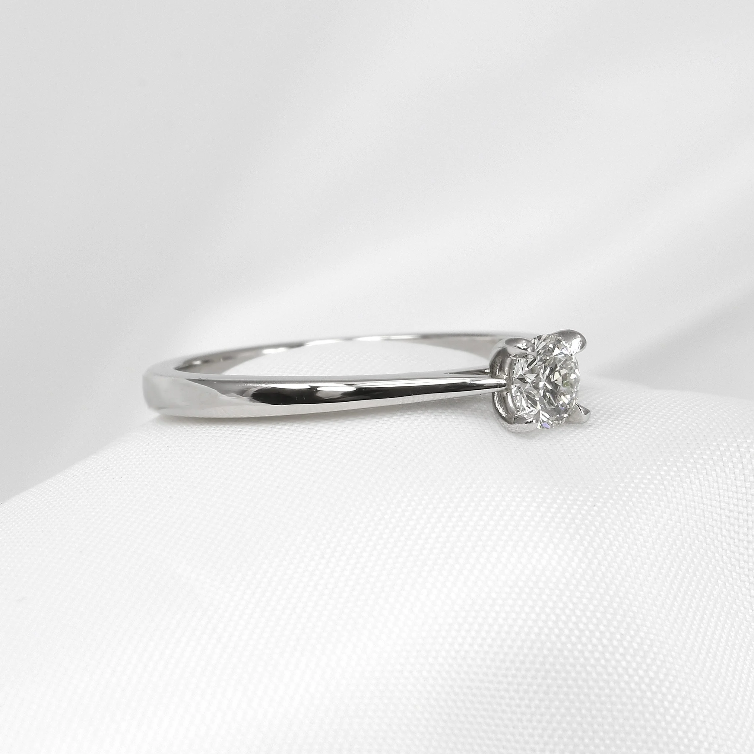 0.30ct Diamond Solitaire Ring in Platinum