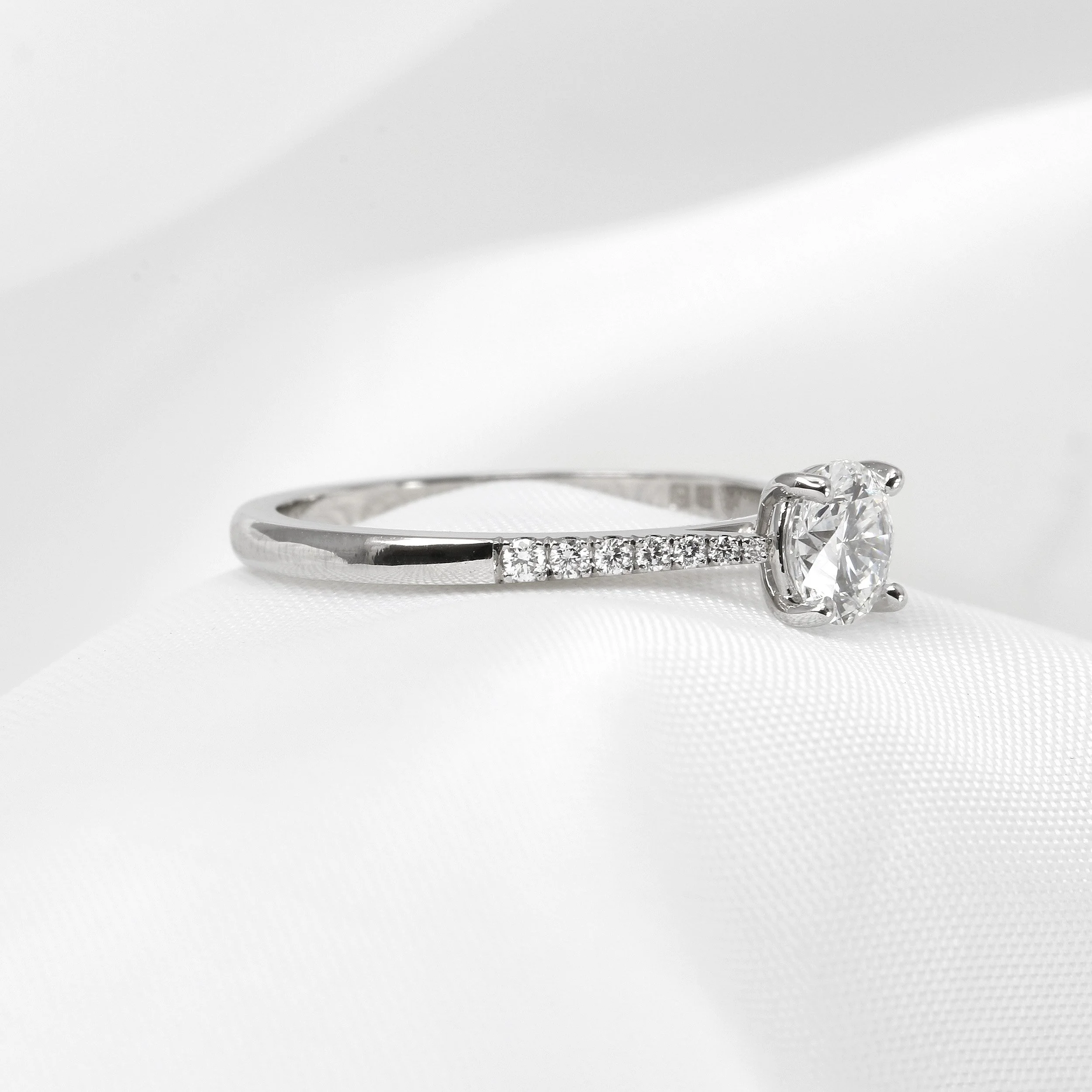 0.50ct Diamond Solitaire Ring with Shoulders in Platinum