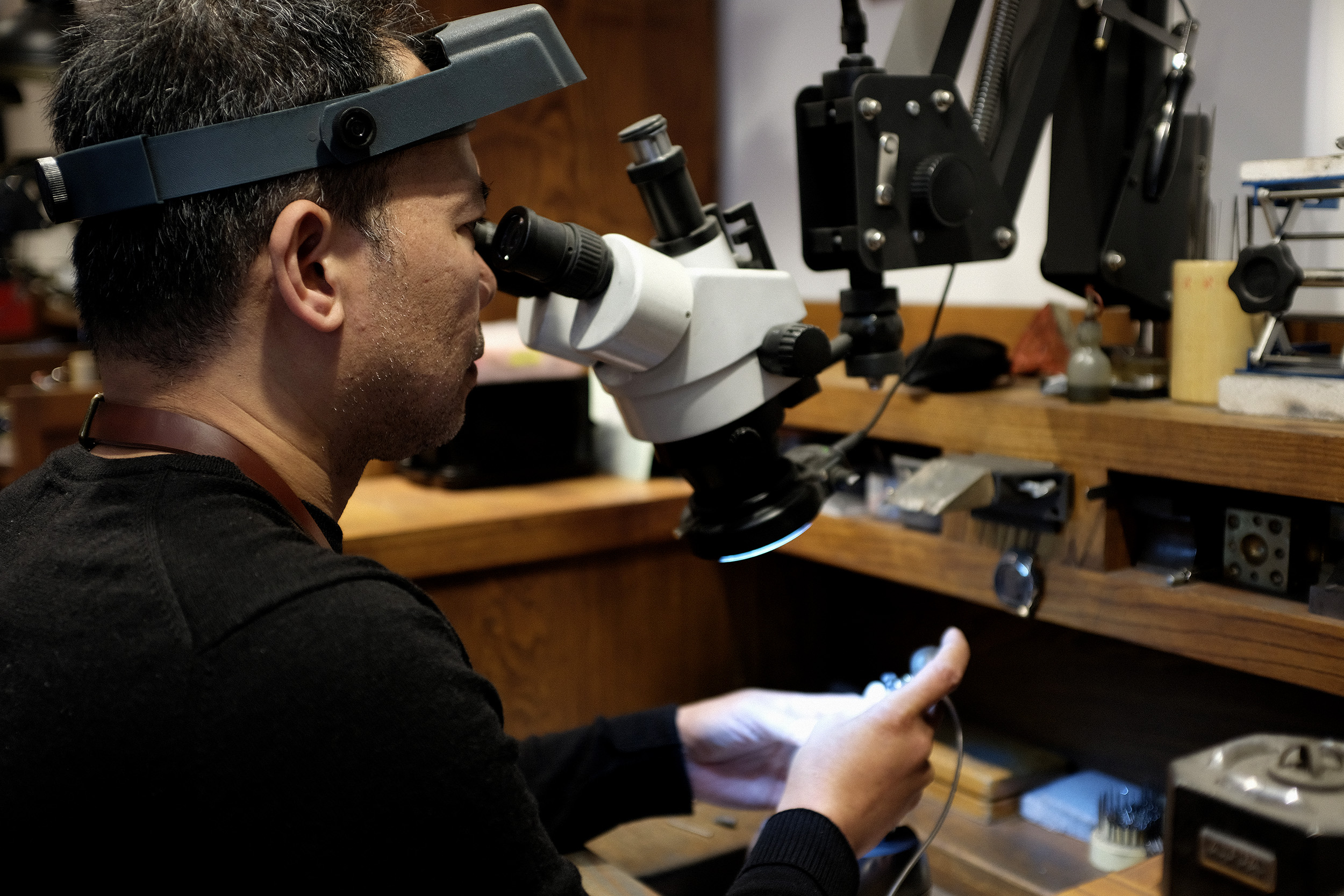 jewellery craftsman at work
