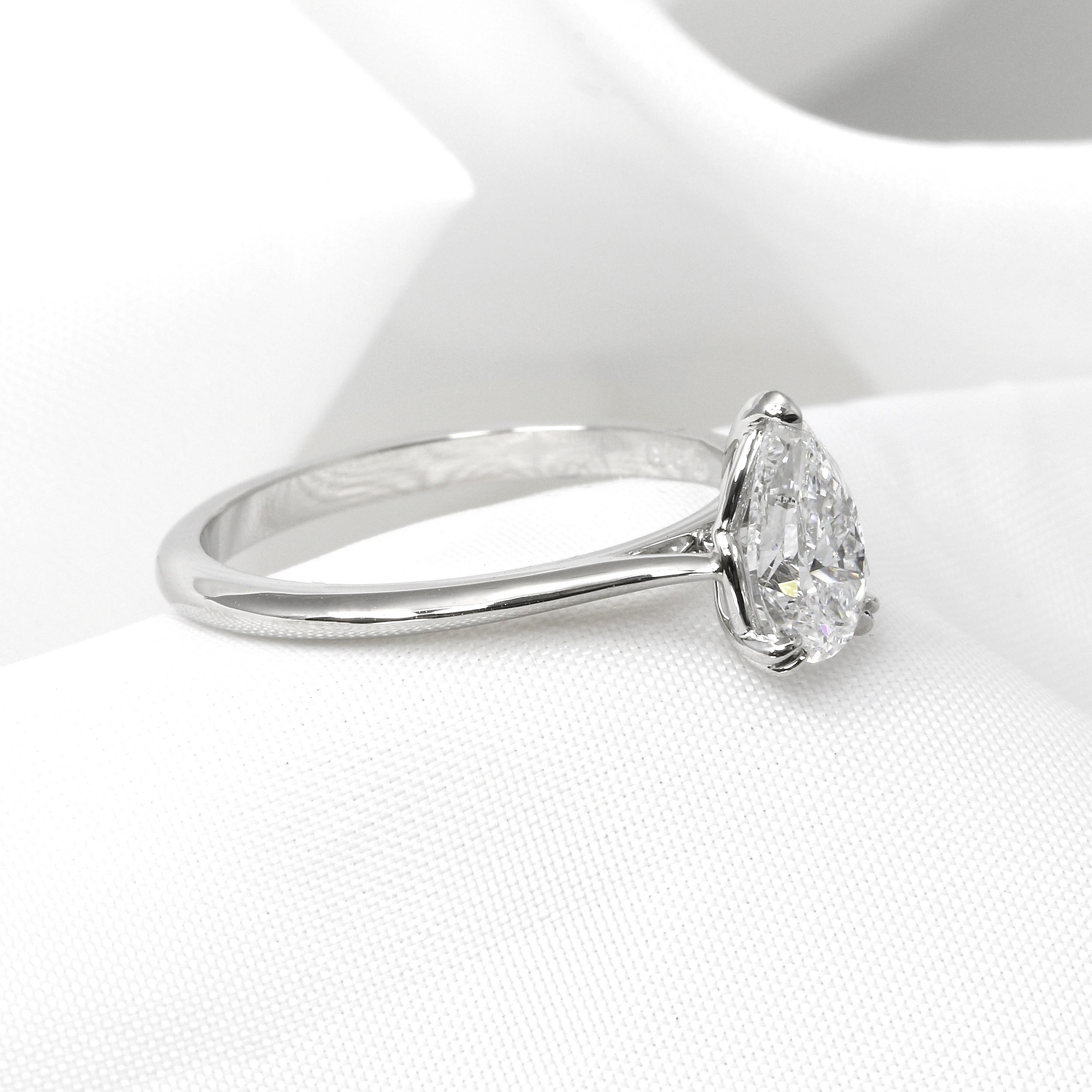1.00ct Lab-Created Pear Diamond Ring