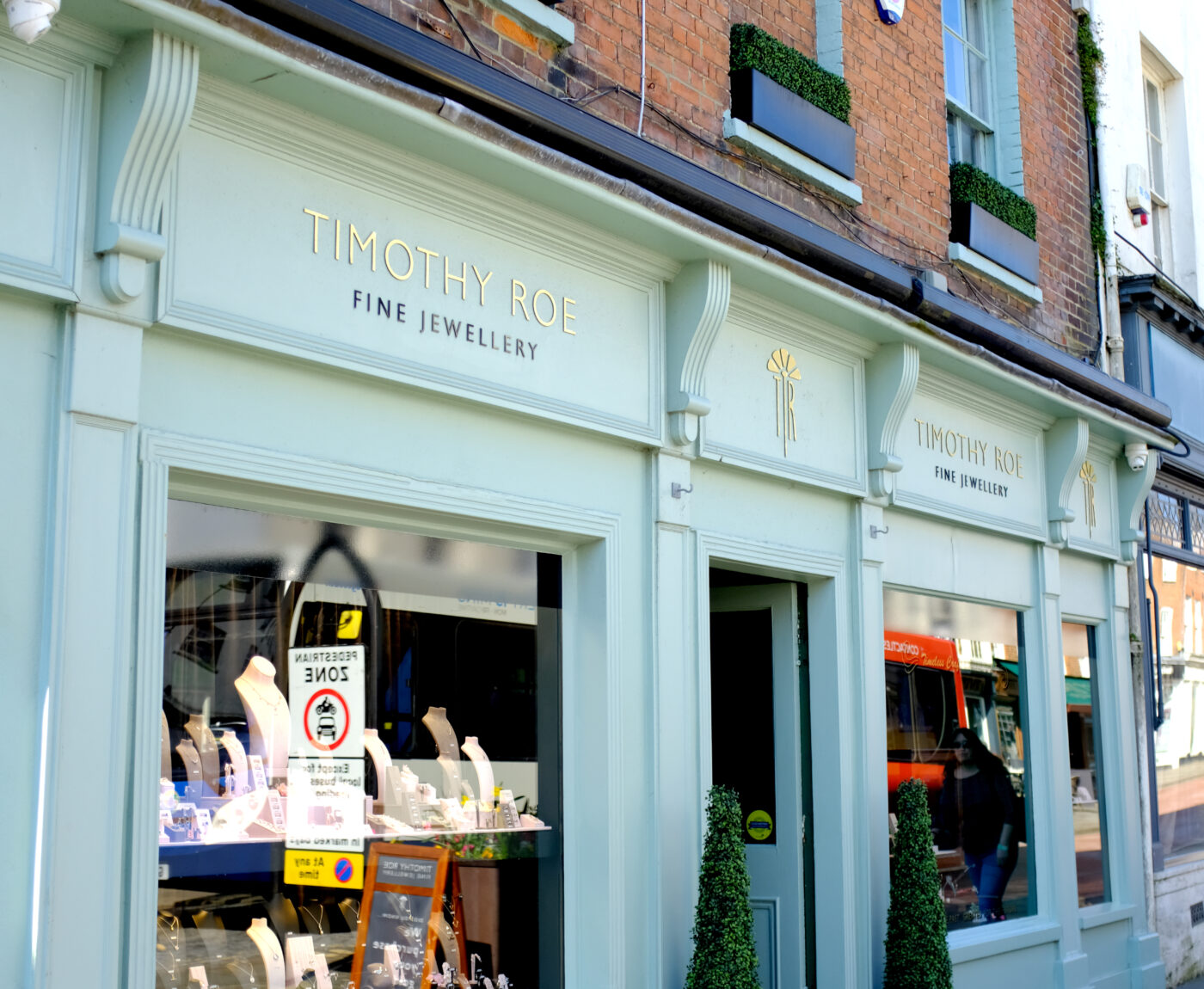 Timothy Roe storefront Chichester