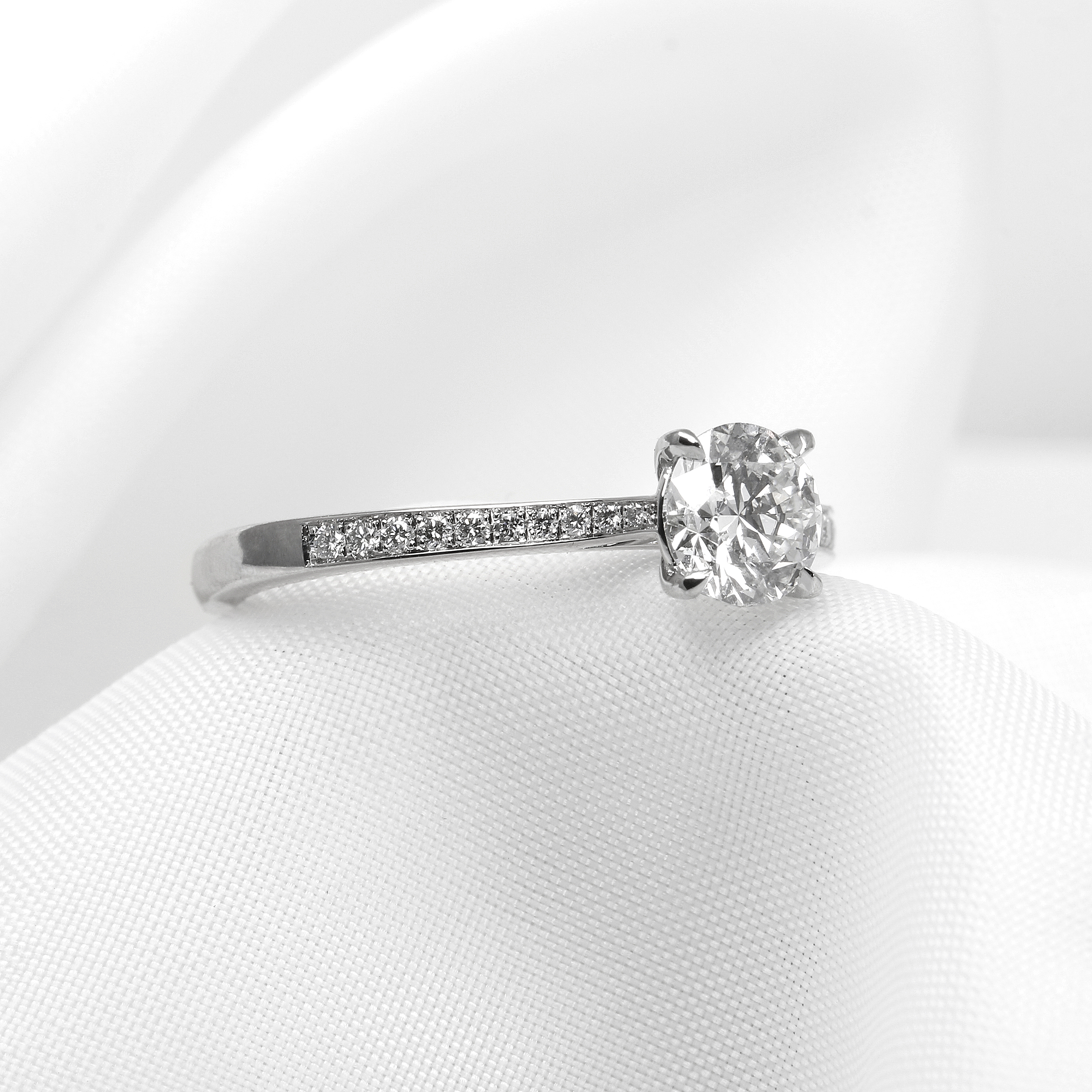 0.70ct Diamond Solitaire Ring with Stone Set Shoulders