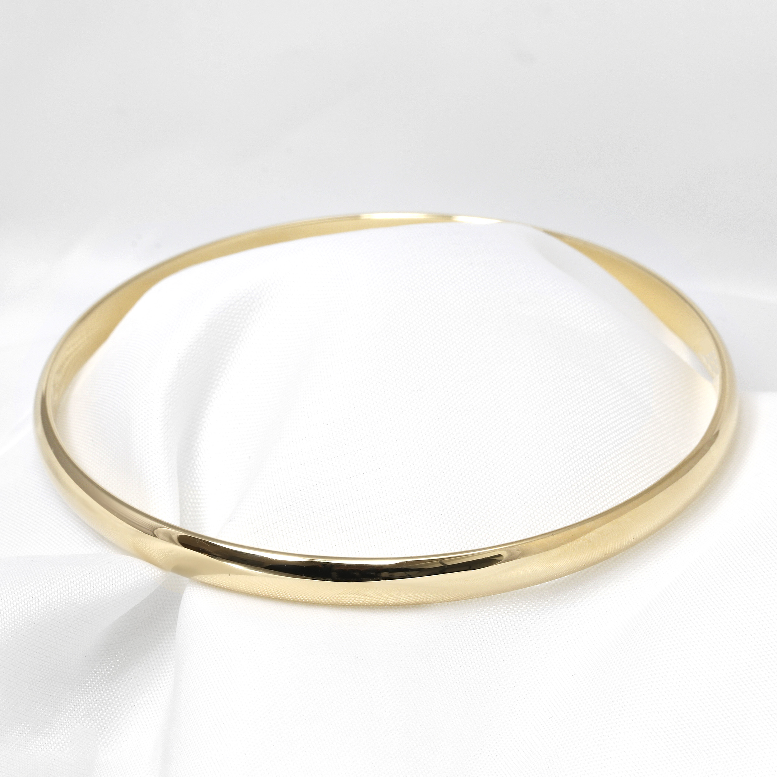 9ct Yellow Gold D-Shape Bangle