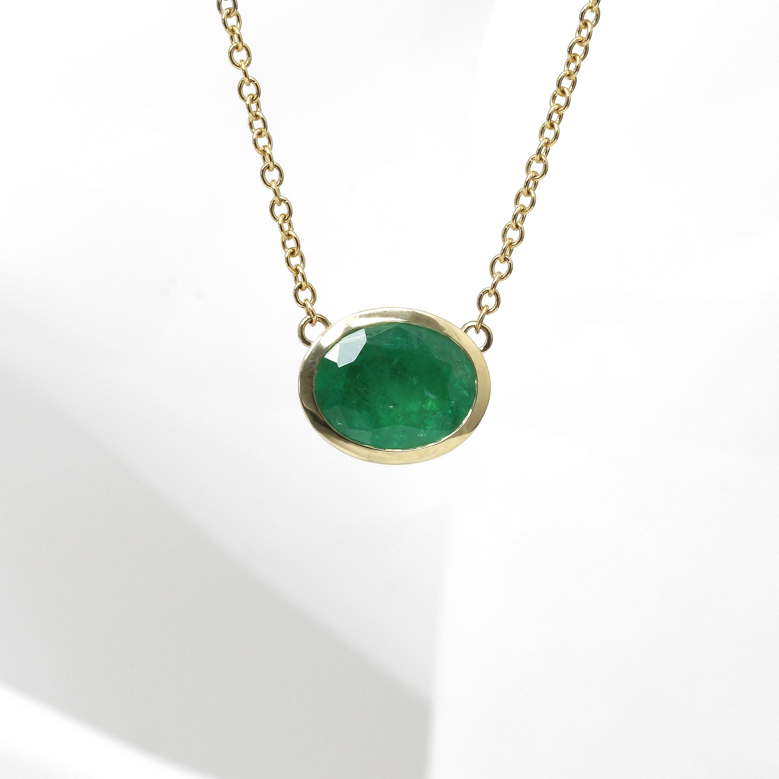 Oval Emerald Necklace in 9ct Yellow Gold
