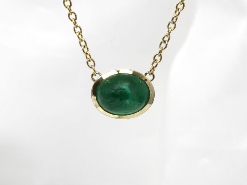 Oval Cabochon Emerald Necklace in Yellow Gold