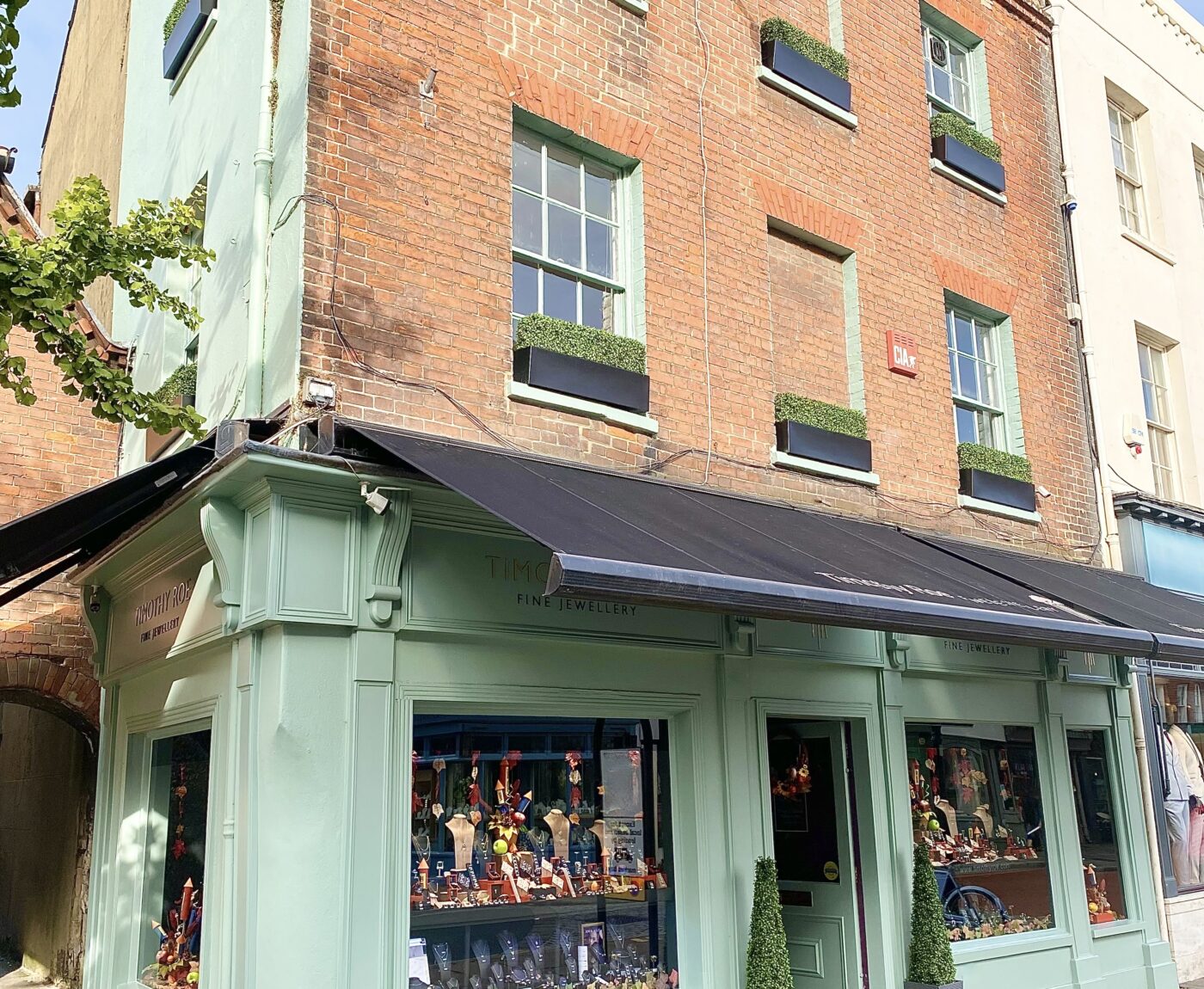 TR shop front full image