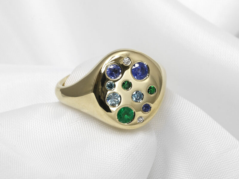 Multi-Stone Set Signet Ring in 9ct Yellow Gold