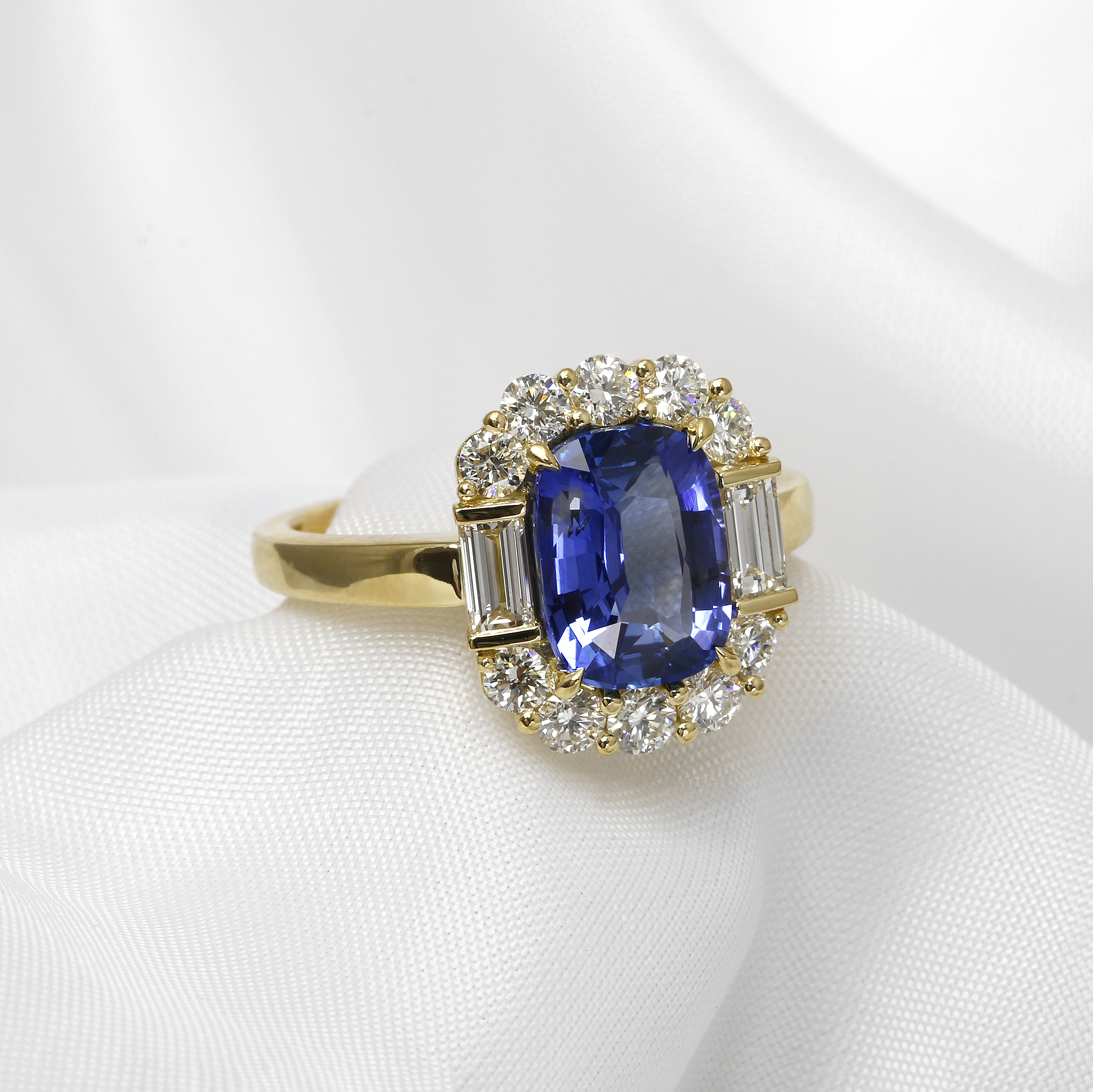Sapphire and Diamond Cluster Ring in 18ct Yellow Gold