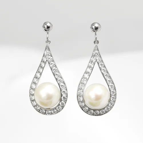 August 2023 - Freshwater Cultured Pearls and Diamonds in White Gold