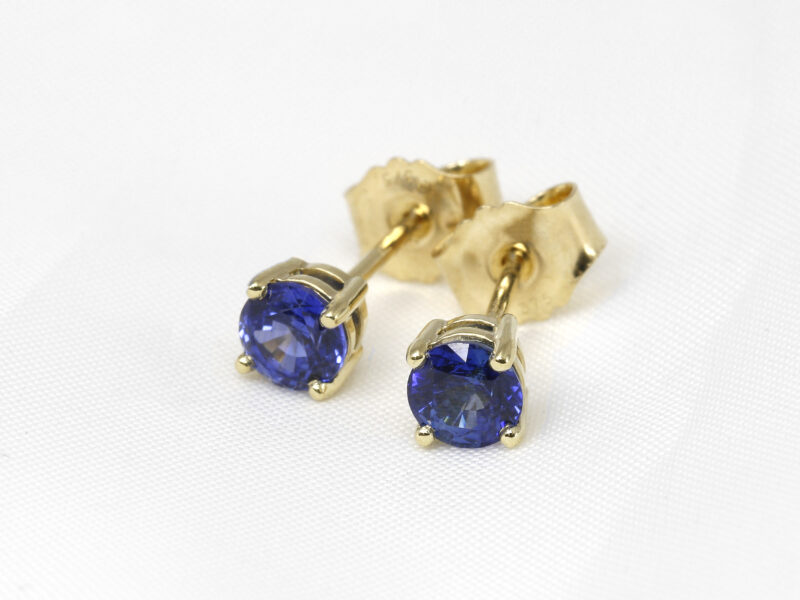 0.09ct Sapphire Stud Earrings in 9ct Yellow Gold