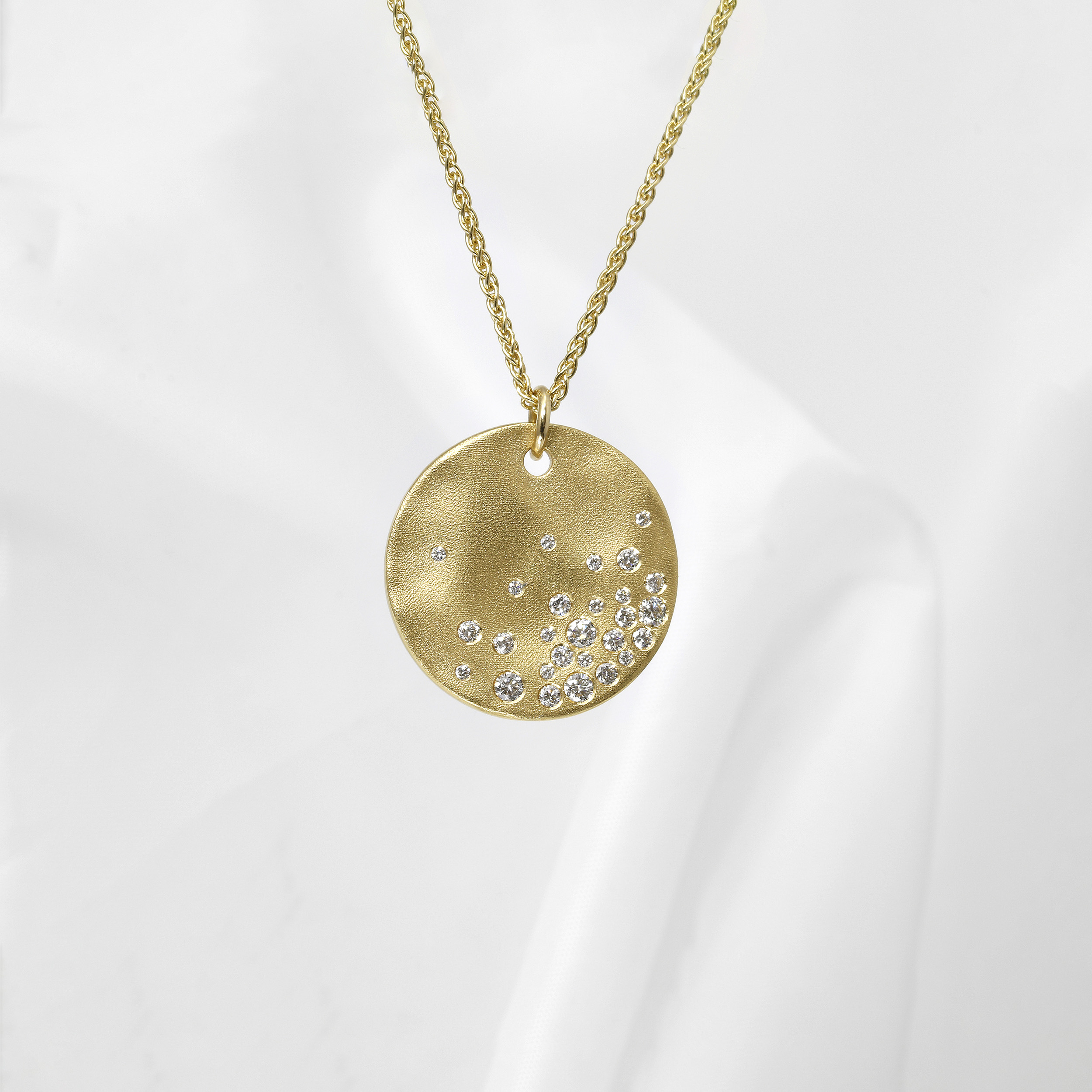 18ct Large Molten Disc pendant with Diamonds