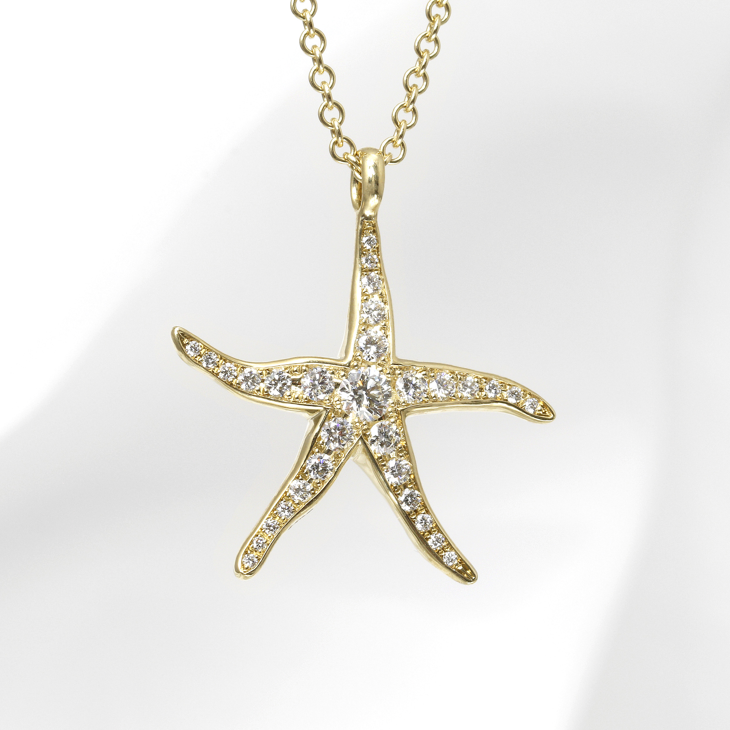 Large Diamond Starfish Pendant in Yellow Gold