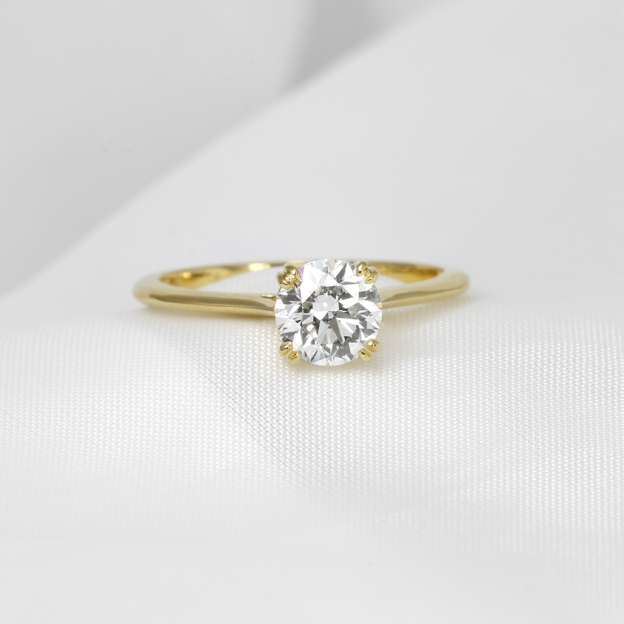 1.00ct Laboratory Created Diamond Solitaire Ring in 18ct Yellow Gold