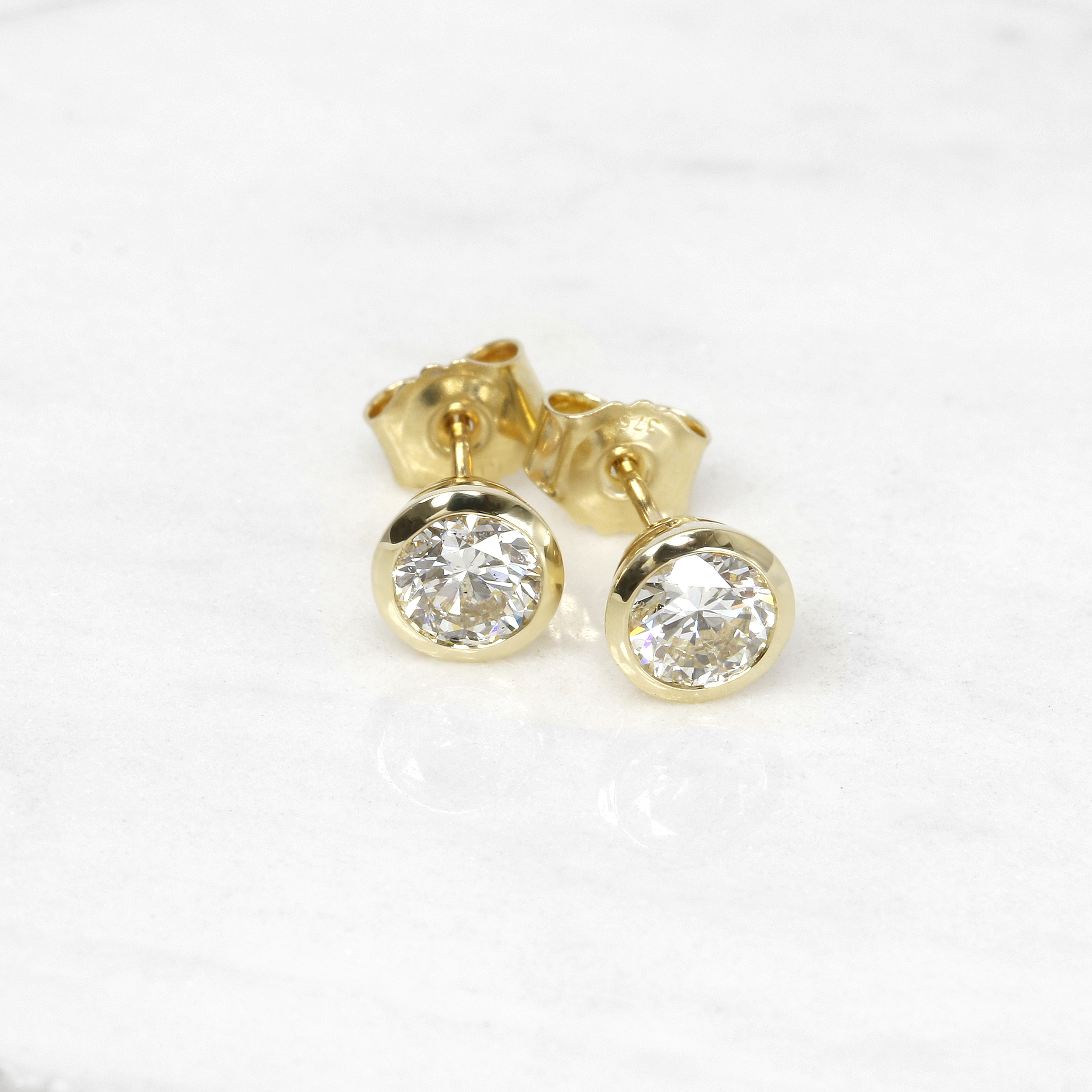 1.40ct Diamond Solitaire Stud Earrings in Yellow Gold