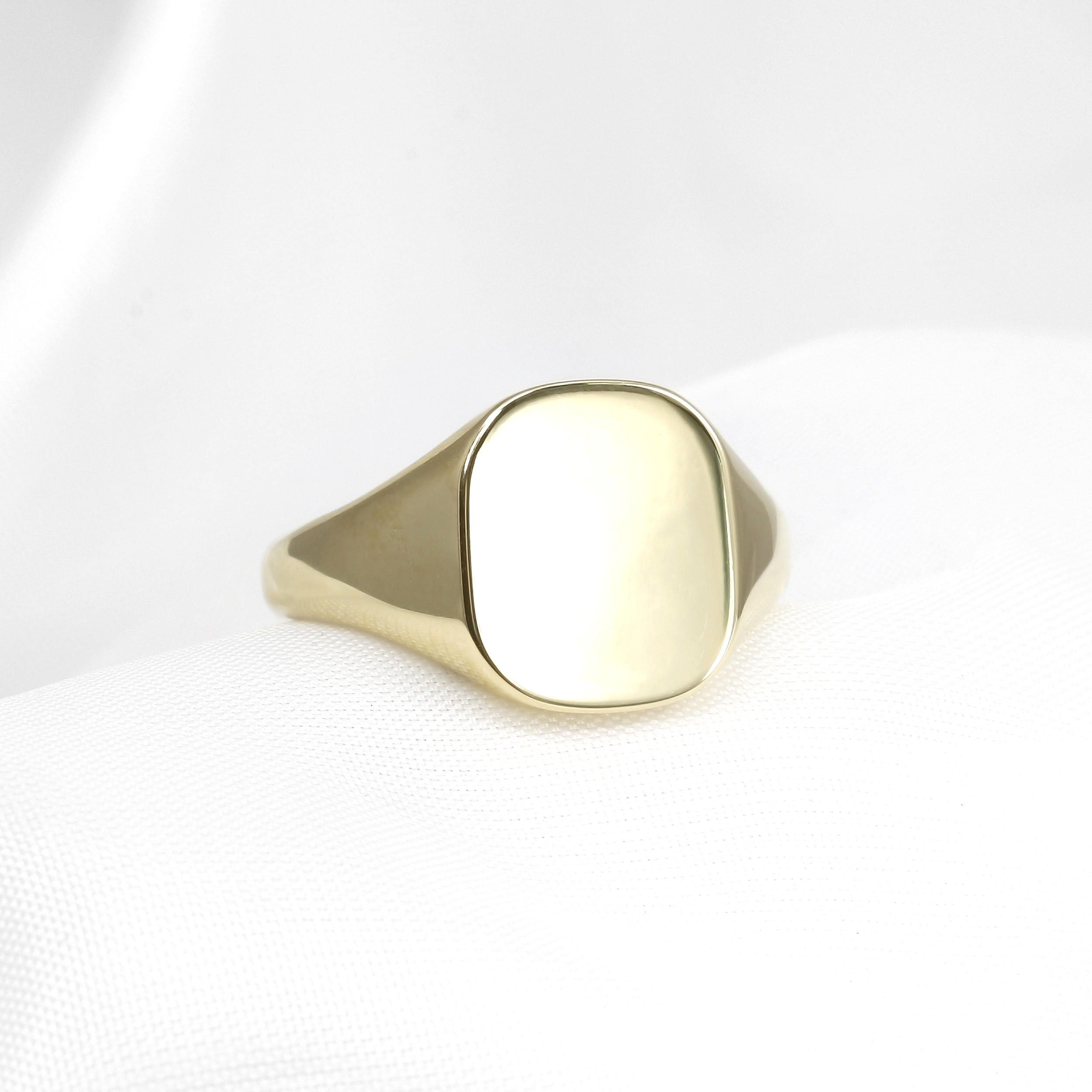 10x12mm Cushion Signet Ring in 9ct Yellow Gold