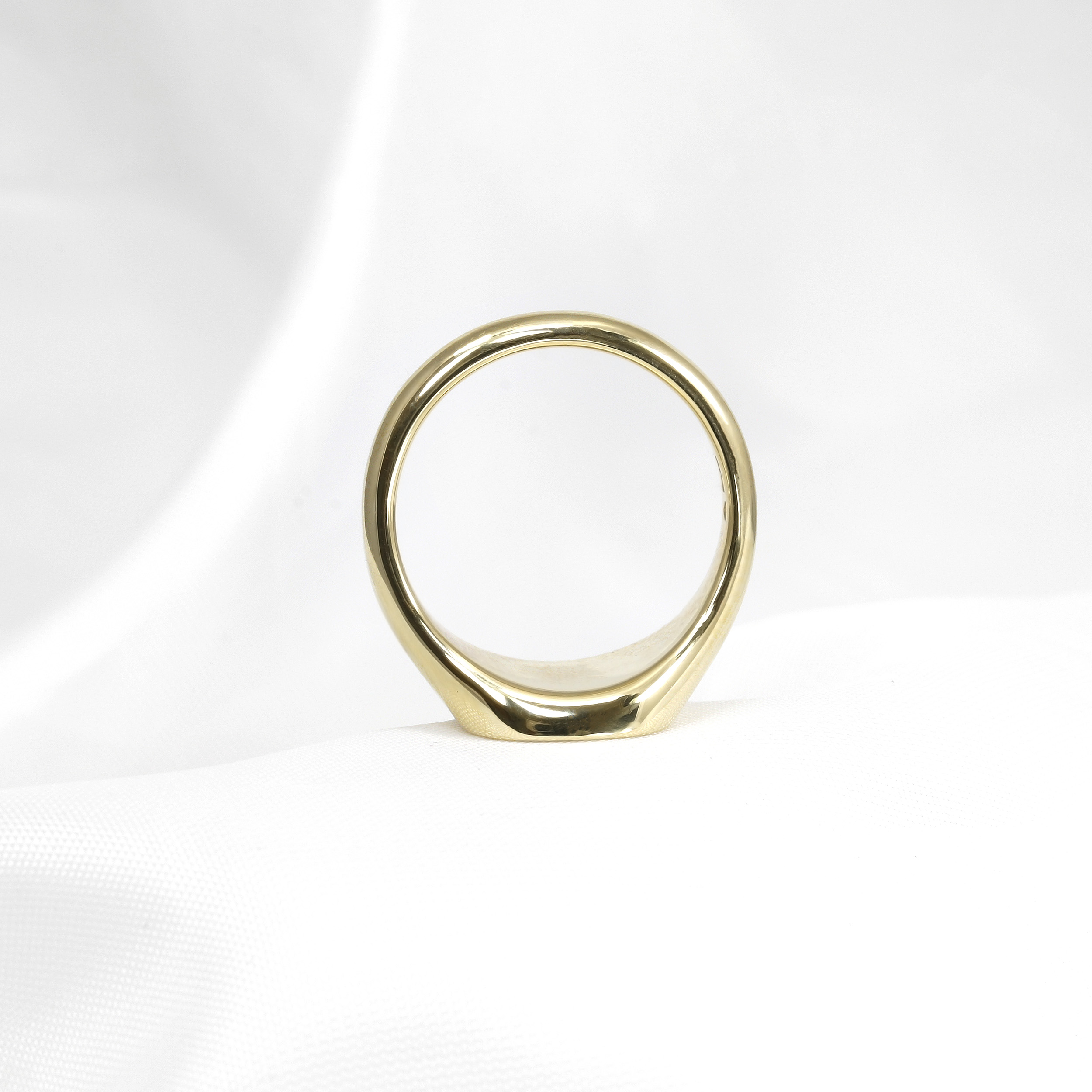 10x12mm Cushion Signet Ring in 9ct Yellow Gold