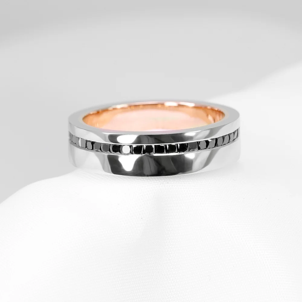 July 2022 - Black Diamond in Platinum and Rose Gold