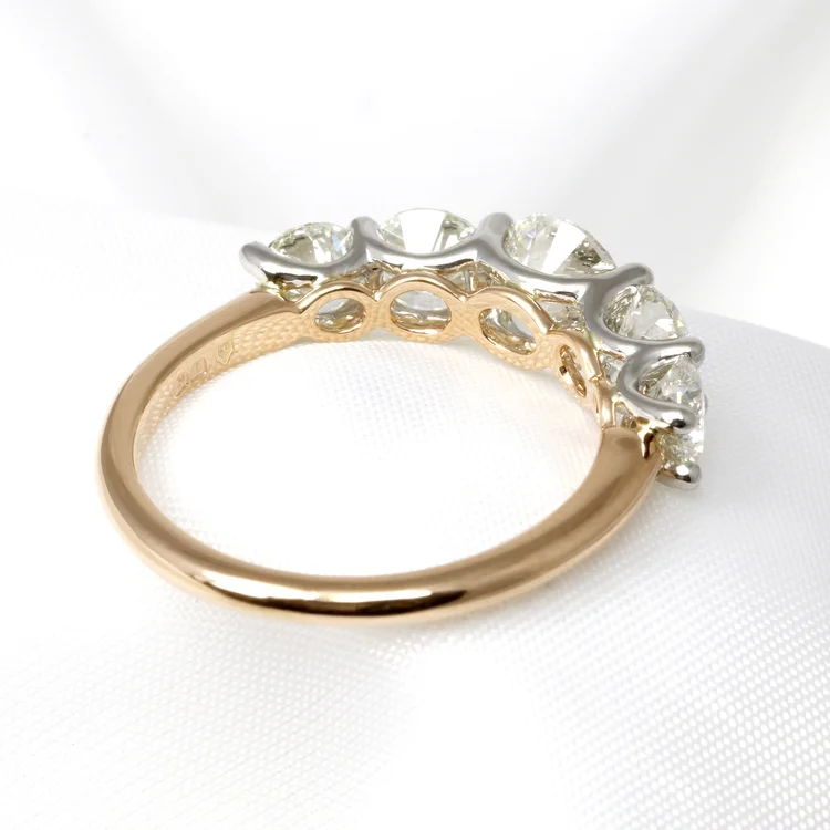 June 2024 - Round Brilliant Diamonds in Rose Gold & Platinum 1