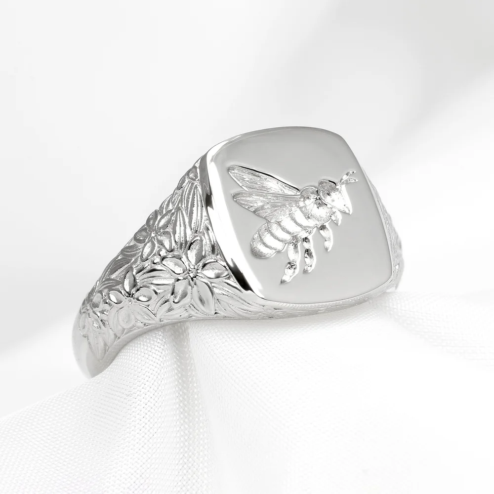 May 2023 - 28g Platinum Signet Ring