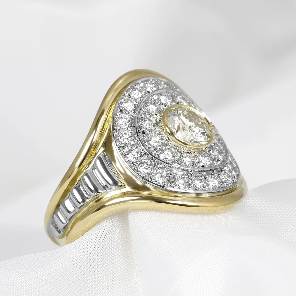 May 2023 - Natural 2.69ct Round Diamonds in Yellow Gold & Platinum 1