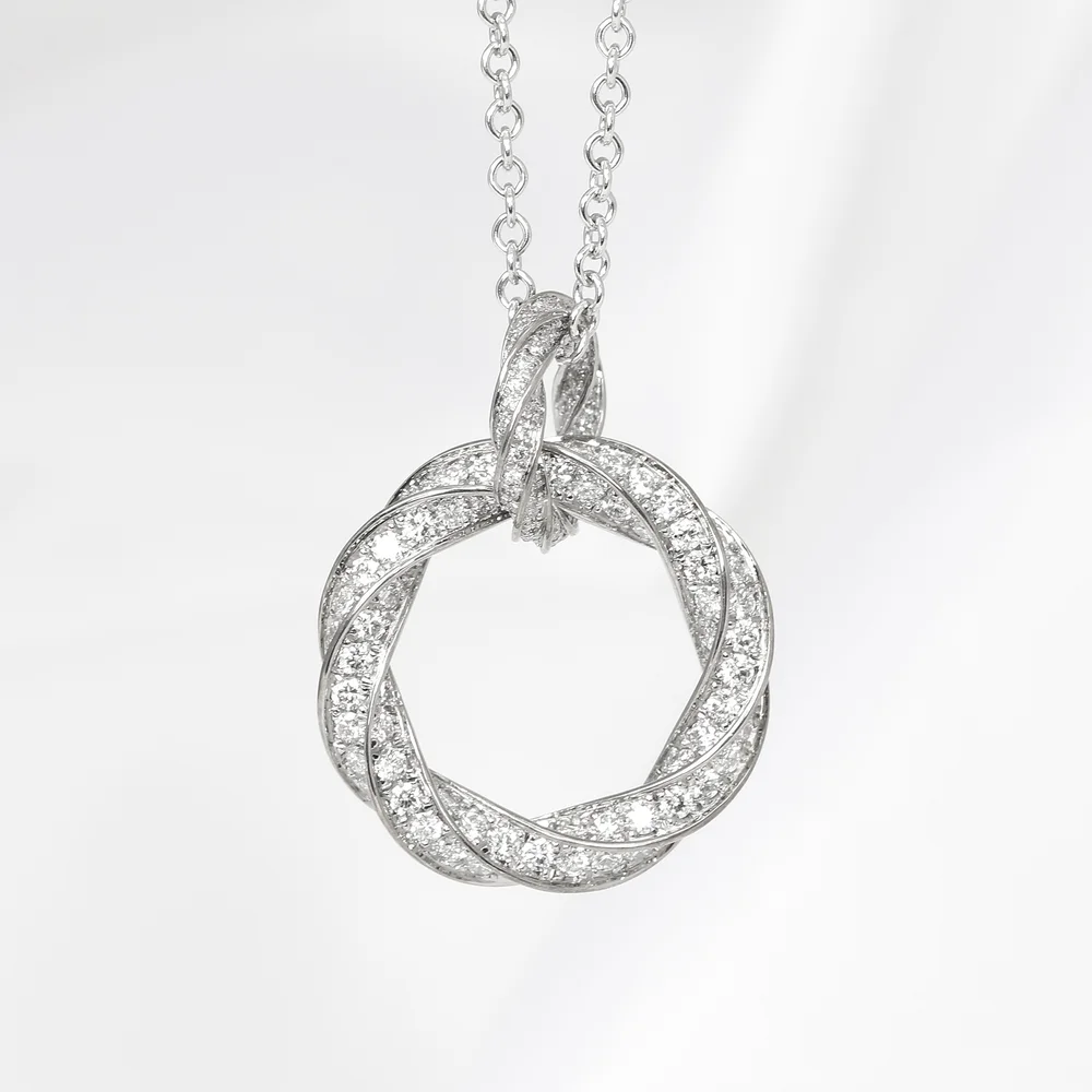 November 2023 - Diamonds in White Gold