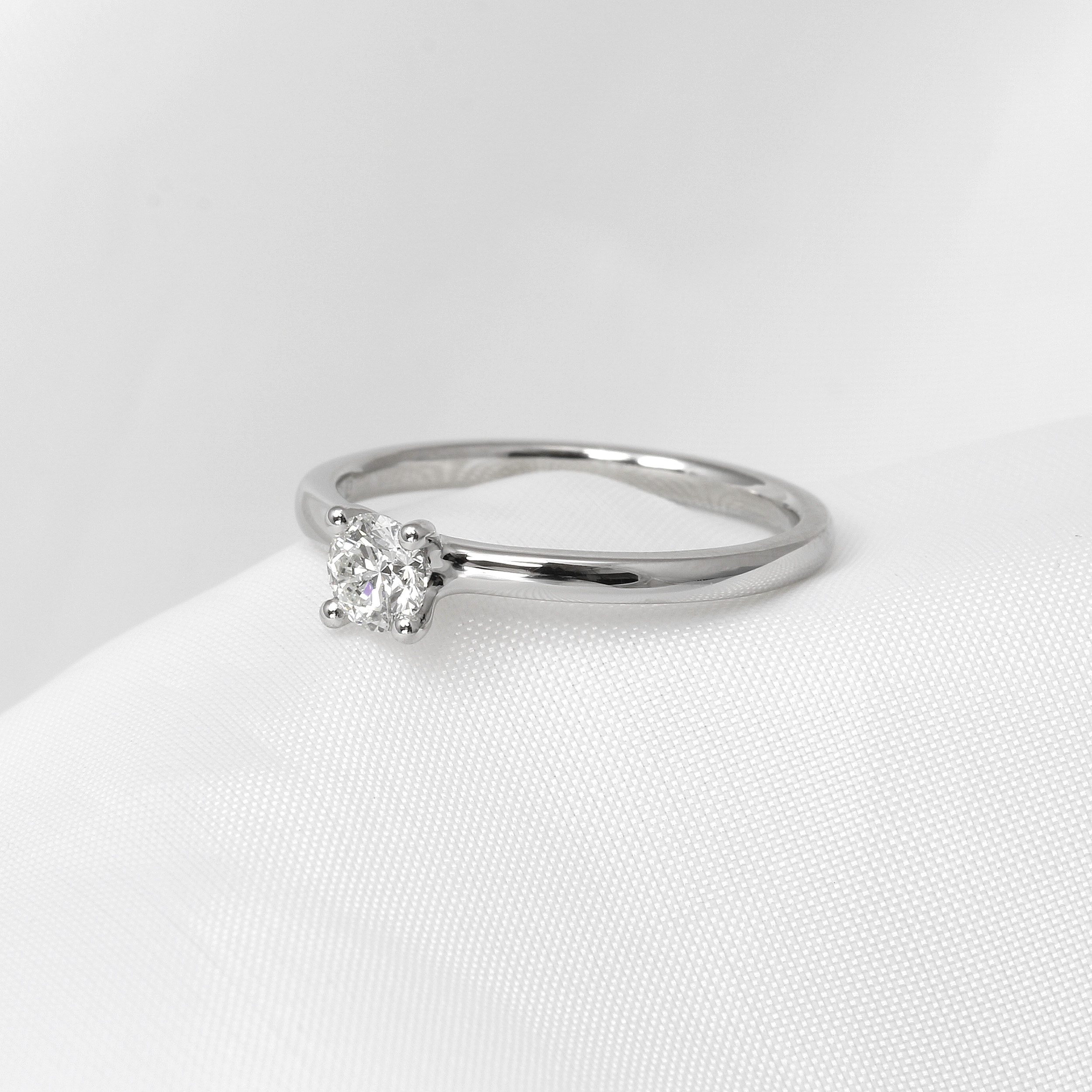 0.36ct Diamond Solitaire Ring in Platinum
