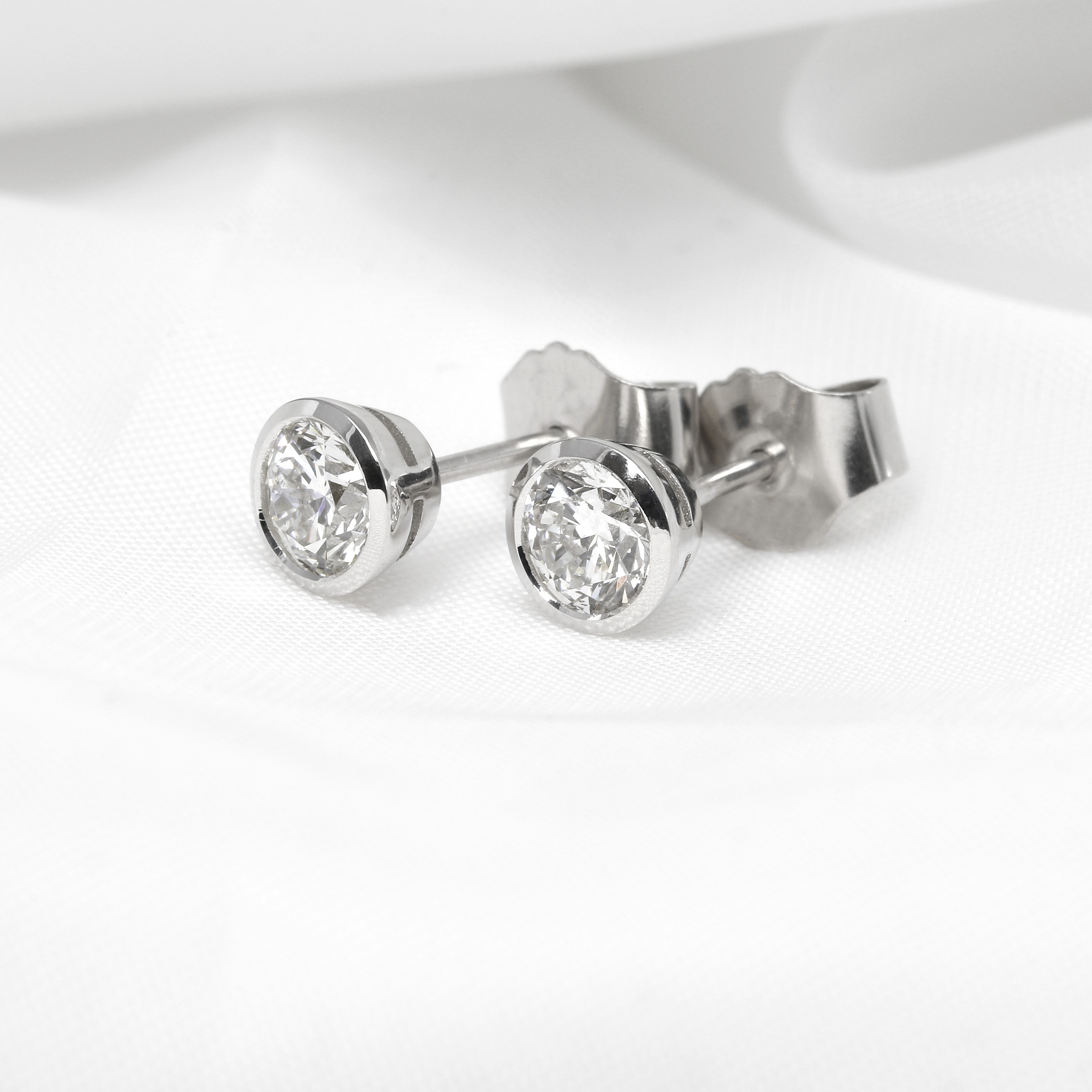 0.80ct Diamond Solitaire Stud Earrings in 9ct White Gold