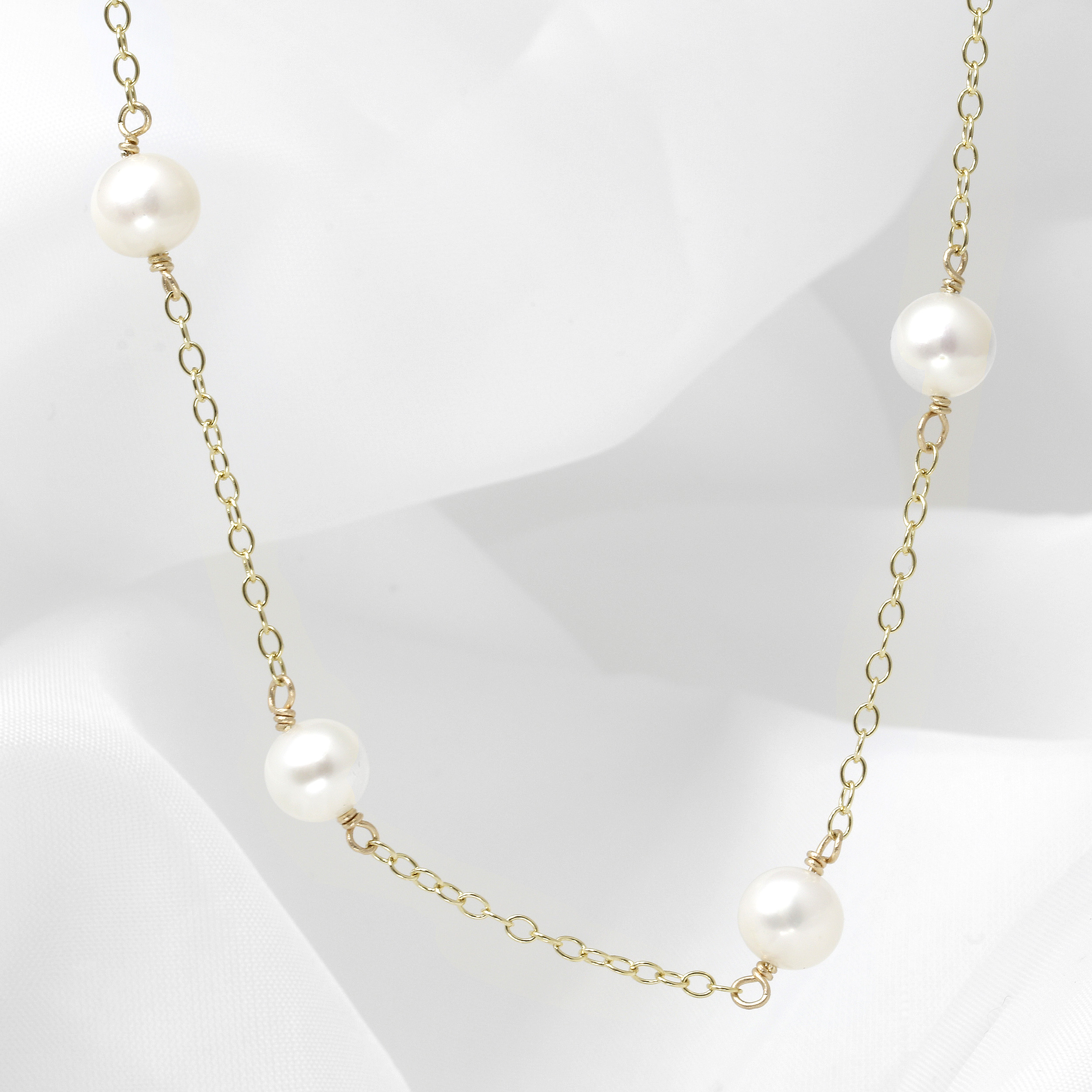 White Cultured Freshwater Pearl Station Necklace in 9ct Yellow Gold