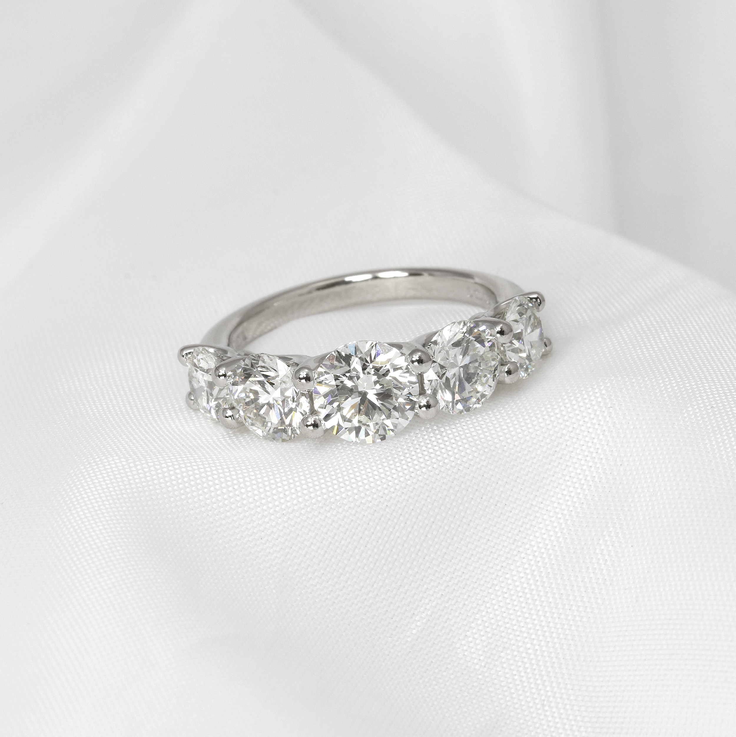Graduated Five Stone Diamond Ring in Platinum
