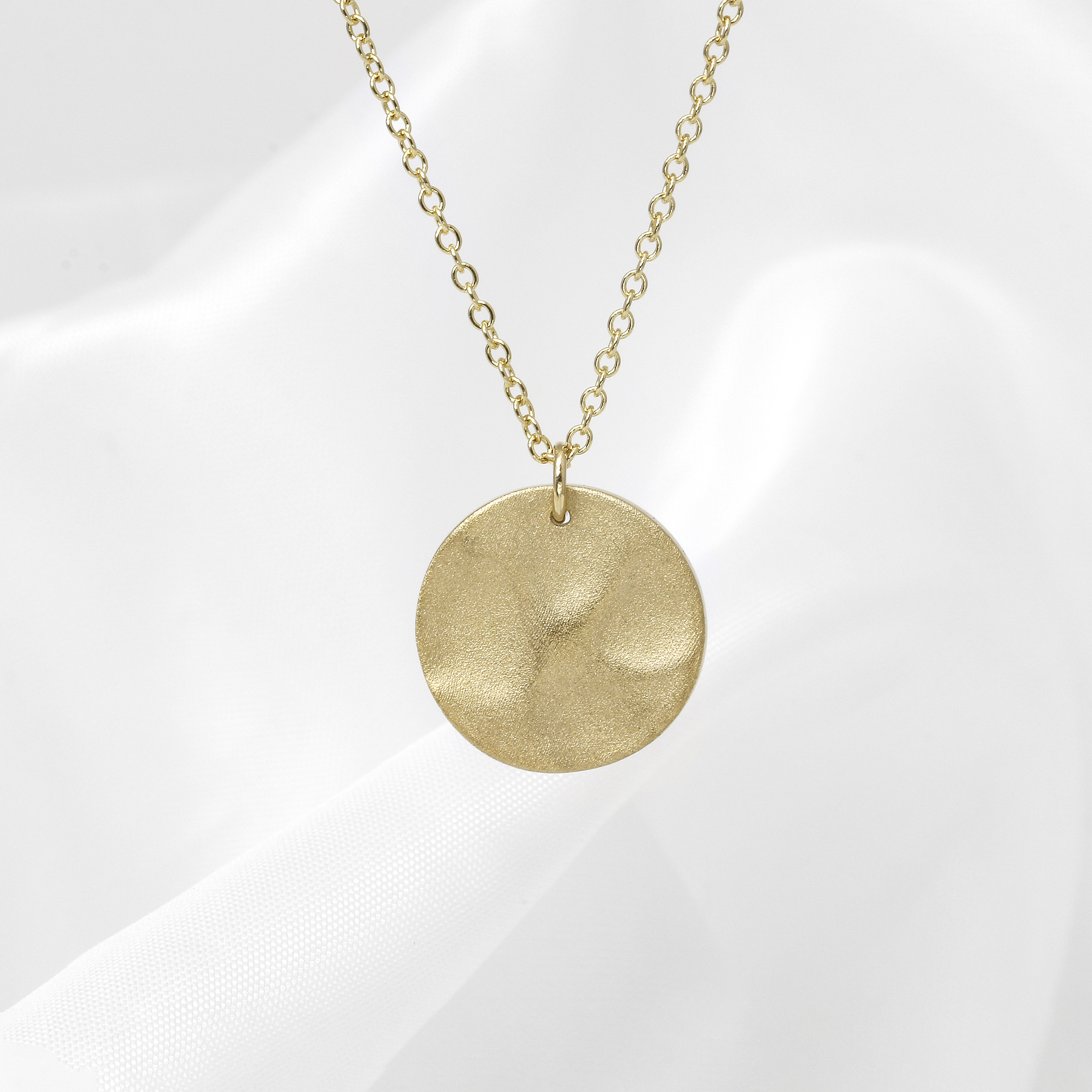 Medium Molten Disc Pendant in 9ct Yellow Gold