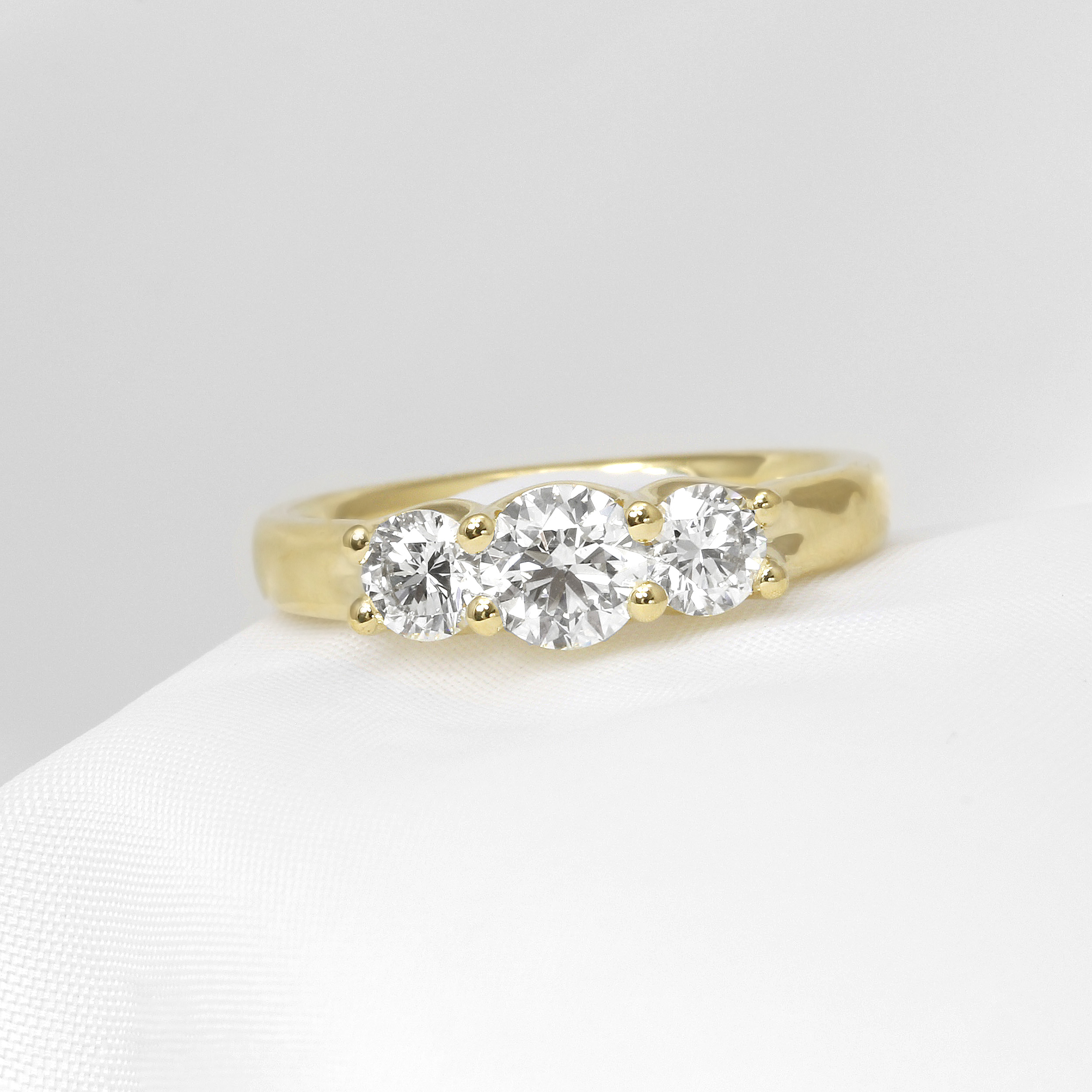 Three Stone Diamond Ring in 18ct Yellow Gold