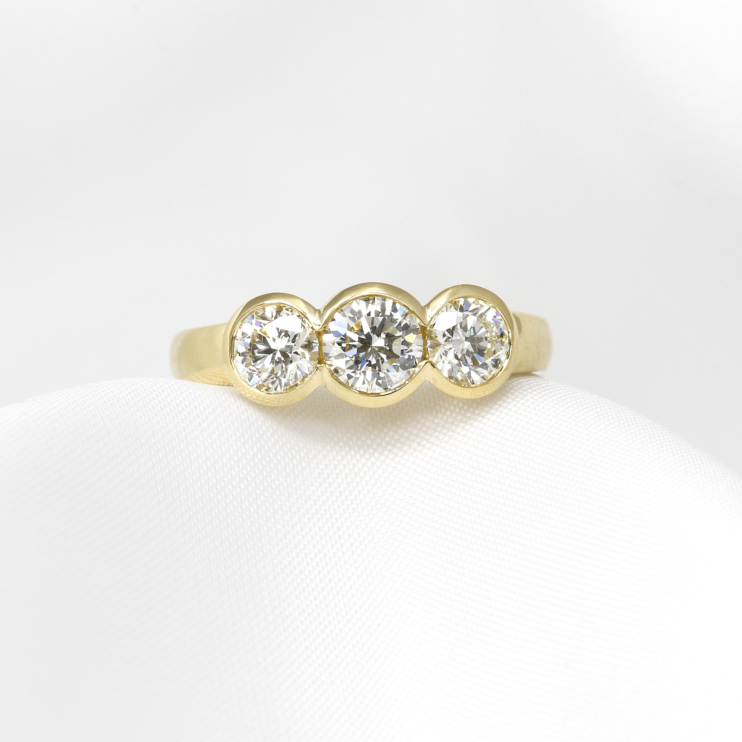 Rub Over Set Three Stone Diamond Ring in 18ct Yellow Gold